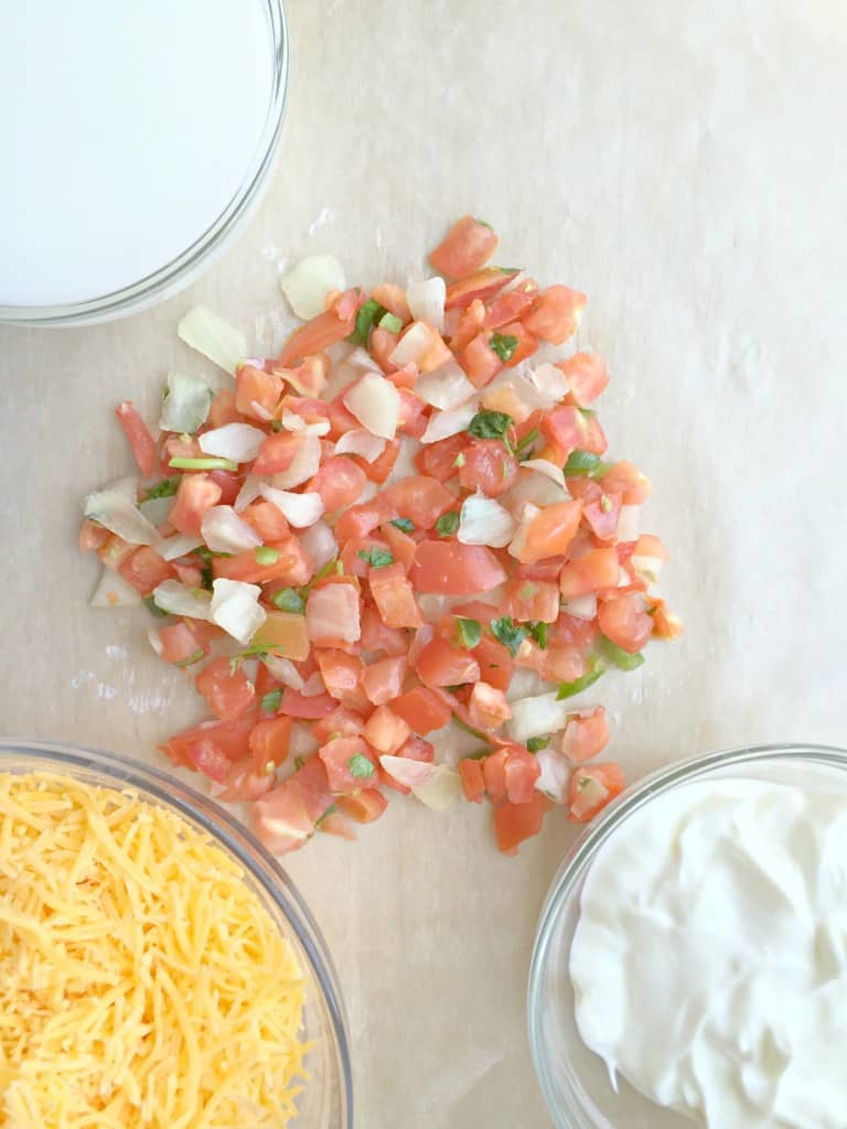 skinny queso dip