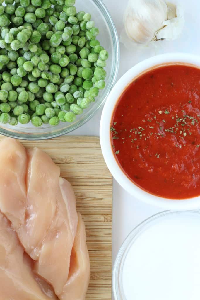 Slow-Cooker-Chicken-Curry chicken peas and tomatoes