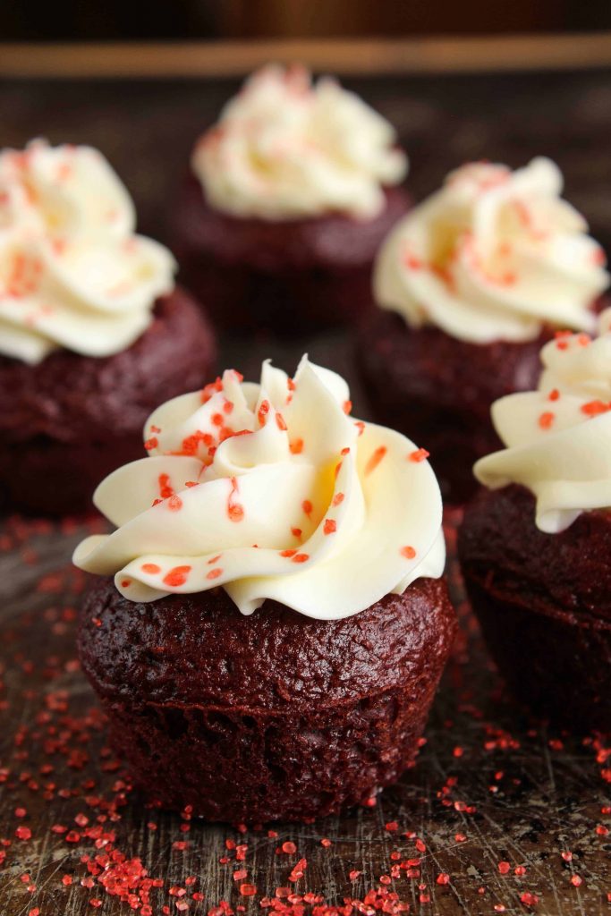 red velvet cheesecake bites