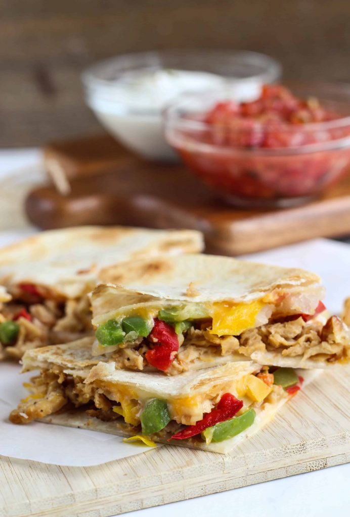 pulled pork quesadillas with toppings