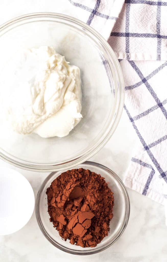 greek yogurt and cocoa powder recipe