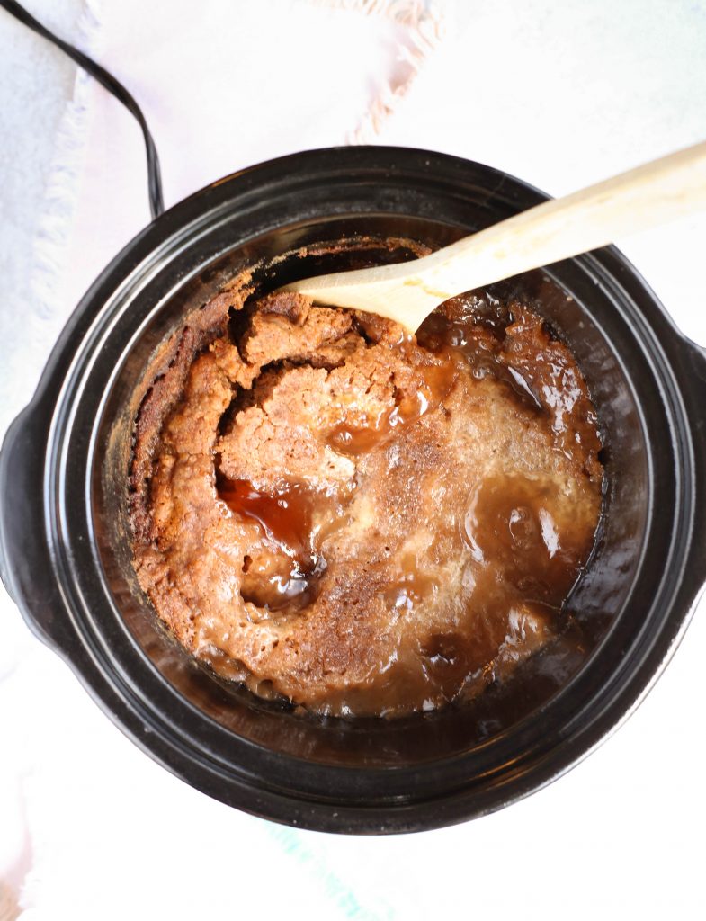 Crockpot Apple Cake