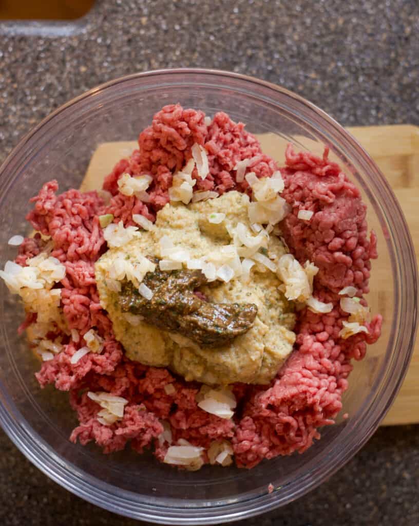 ingredients to make meatloaf with brown sugar and Worcestershire